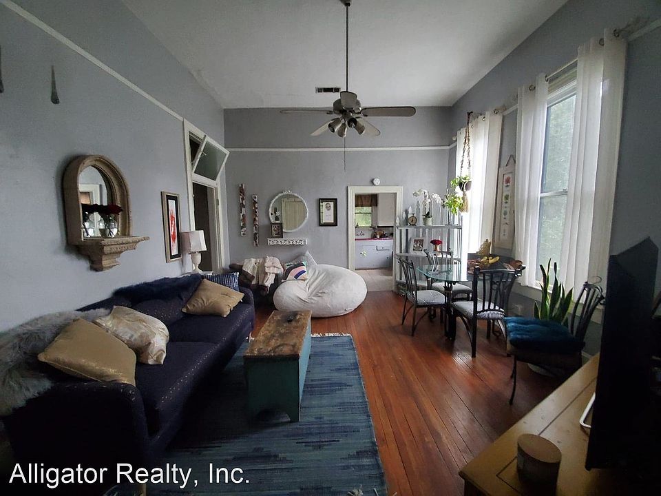 1st image of 503 NE 4th Ave #1