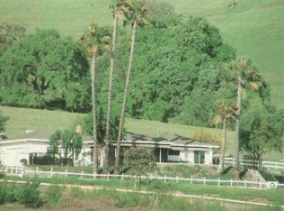 2100 Robin Ln, San Martin, CA 95046