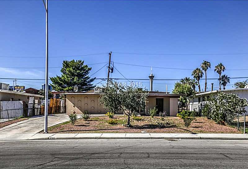 1st image of 2312 Chapman Dr