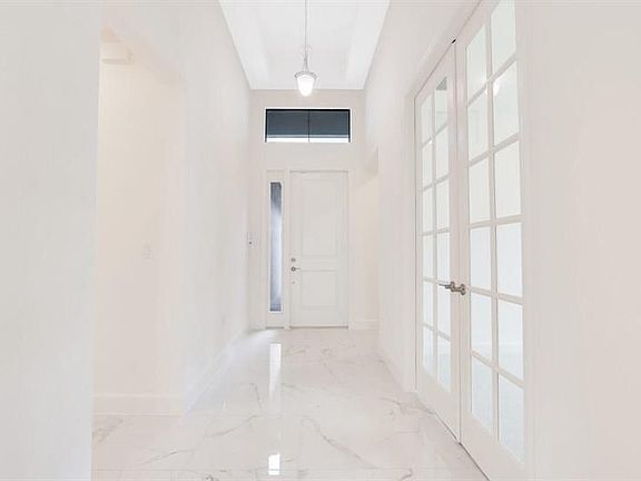 4th image of 12236 Tidal Shores Way