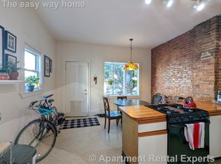 17 Howe St #1D, Somerville, MA 02145