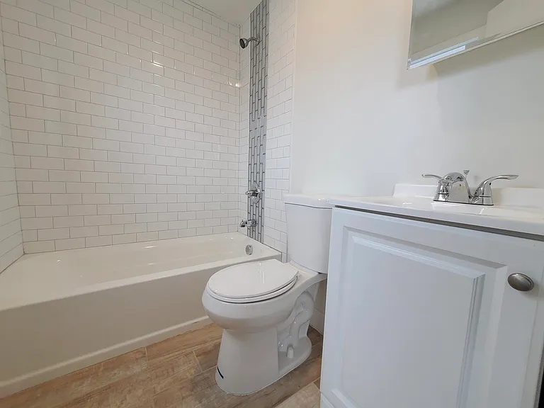 158 Summit Ave #2R — Photo 5