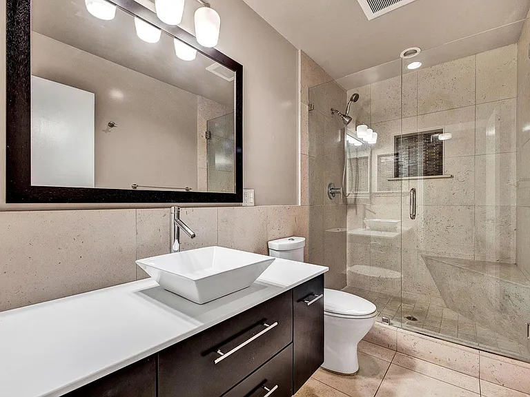 24466 Toledo Ln — Photo 12