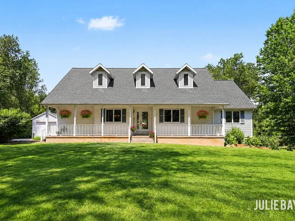6202 Black Creek Dr, Middleville, MI 49333