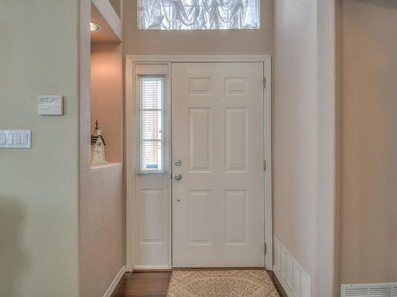 4th image of 1136 Los Padres St SE
