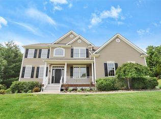 84 Ridgemont Dr, Hopewell Junction, NY 12533