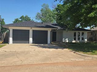 15 Tawana Dr, Shawnee, OK 74804