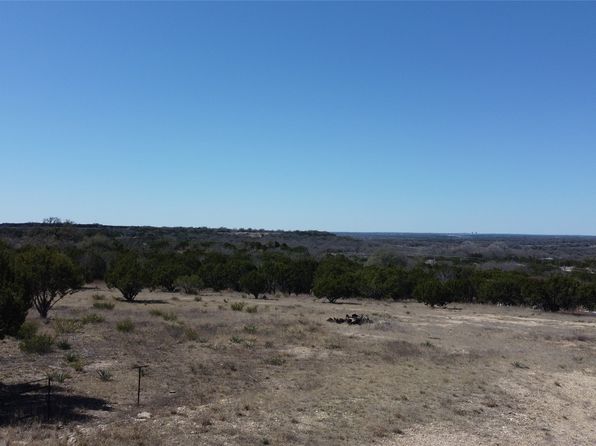 1040 Cedar Hill Dr, Nemo, TX 76070