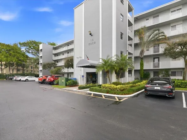 2220 N Cypress Bend Drive #410, Pompano Beach, FL 33069
