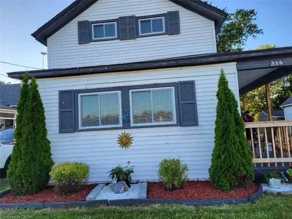 314 Jarvis St, Fort Erie, ON L2A 2S8