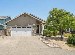 10940 Rio Ruso Dr, Windsor, CA 95492