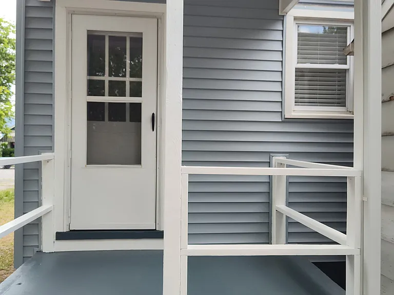 615 Druid Ave — Photo 2