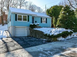 15 Nelson Pl, Worcester, MA 01605