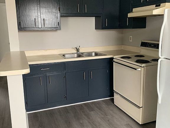 4th image of 8562 Chesapeake Blvd APT 12