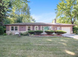 19540 Lucinda St, South Bend, IN 46614