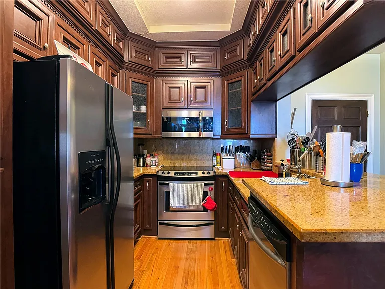 1927 Harborside Dr #302 — Photo 9
