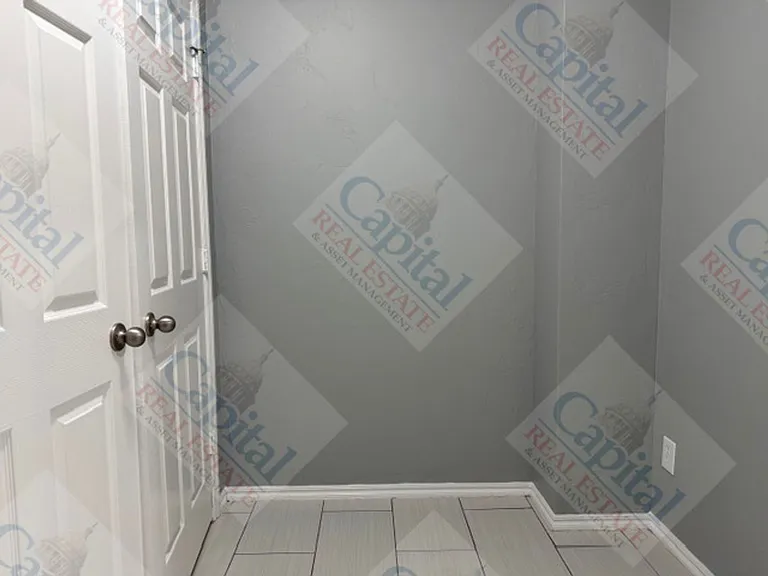 256 E Key Blvd — Photo 11