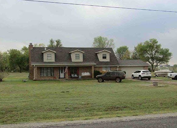 1st image of 405 W Benton St
