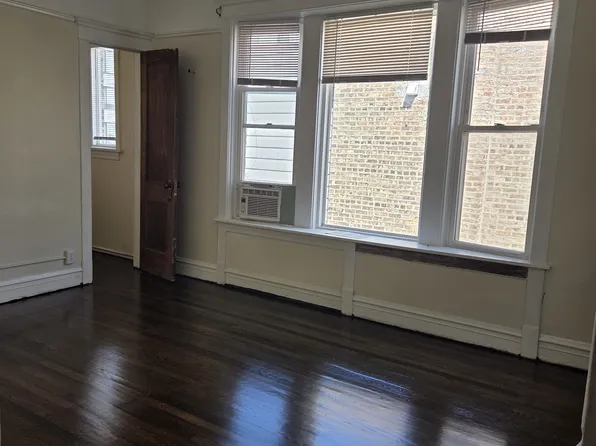 4740 N Drake Ave Floor 2, Chicago, IL 60625