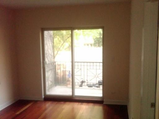 2nd image of 2447 W Lunt Ave APT 1R