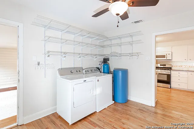 349 Irvington Dr — Photo 10