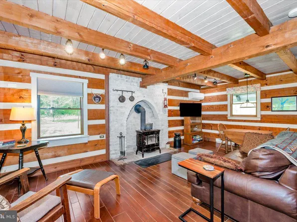 16926 Sprecher Rd, Sharpsburg, MD 21782