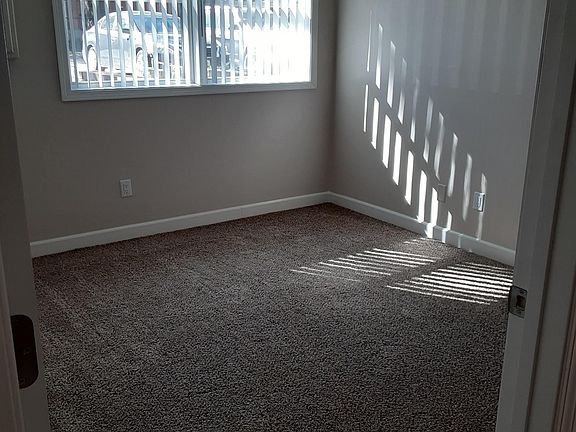 4th image of 630 S 4th St #14962226