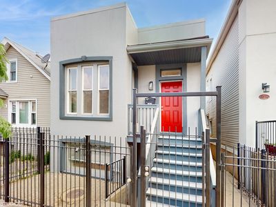 2636 W Grand Ave, Chicago, IL, 60612