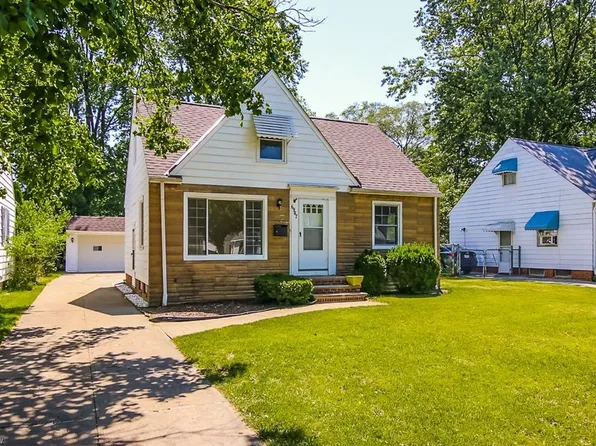 6987 Greenleaf Ave, Parma Heights, OH 44130
