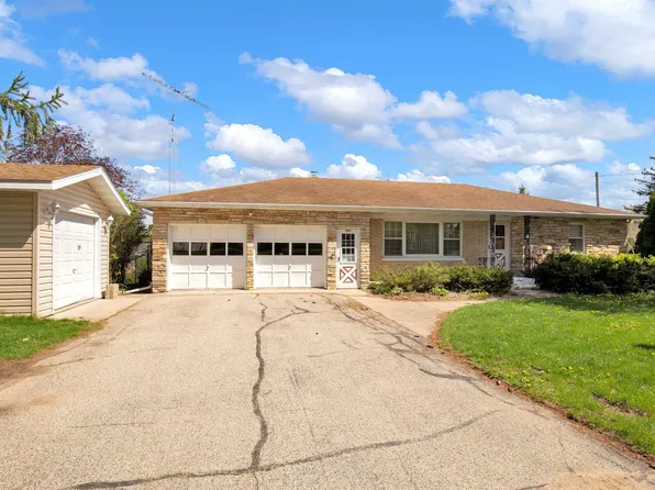 206 W Wall St, Neshkoro, WI 54960