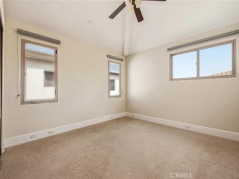 1918 Harriman Ln — Photo 31