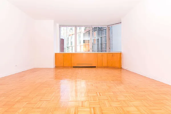 Rented by New York Residence | media 39