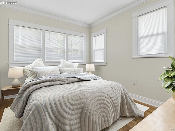 3rd image of 264 E St