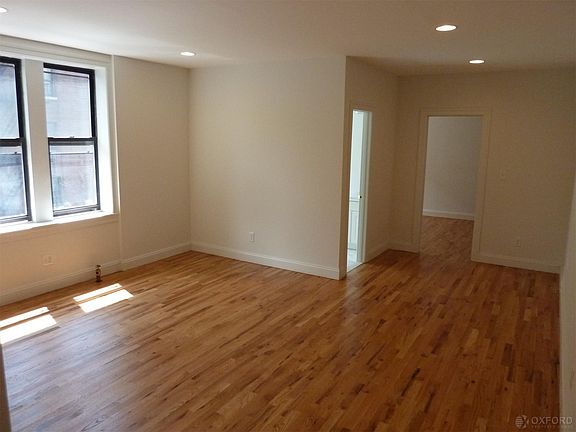 2nd image of 635 E 21st St APT 34