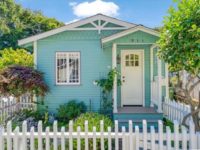 311 Cedar St, Pacific Grove, CA, 93950
