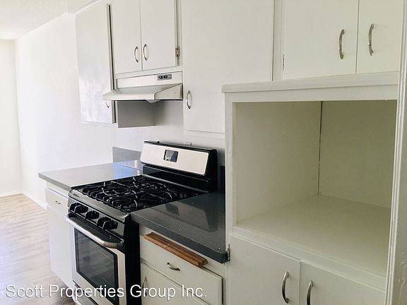 4th image of 2646 S Corning St #5
