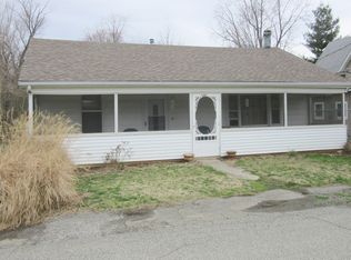 10589 N Reynolds Rd, Dupont, IN 47231