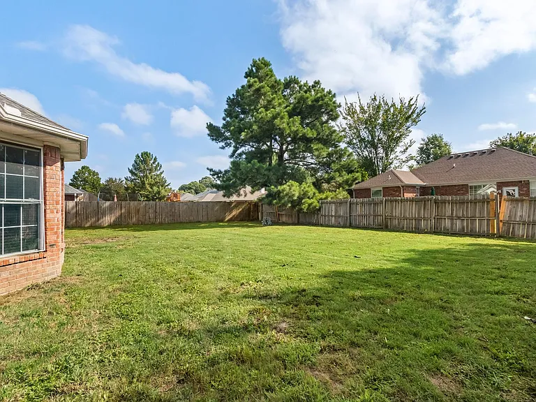 794 N Blazing Star Dr — Photo 29