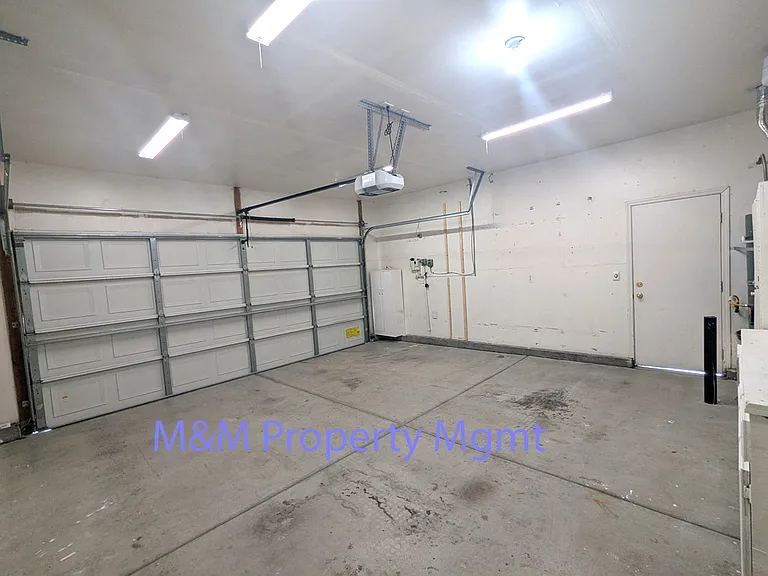 5042 Jurgenson Way — Photo 18