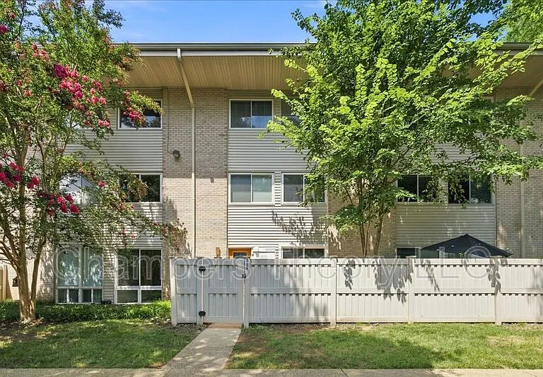 118 Haycock Rd #A-3 — Photo 1