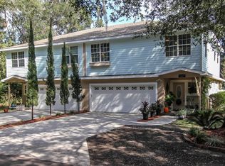 1892 Oak Dr, Fernandina Beach, FL 32034