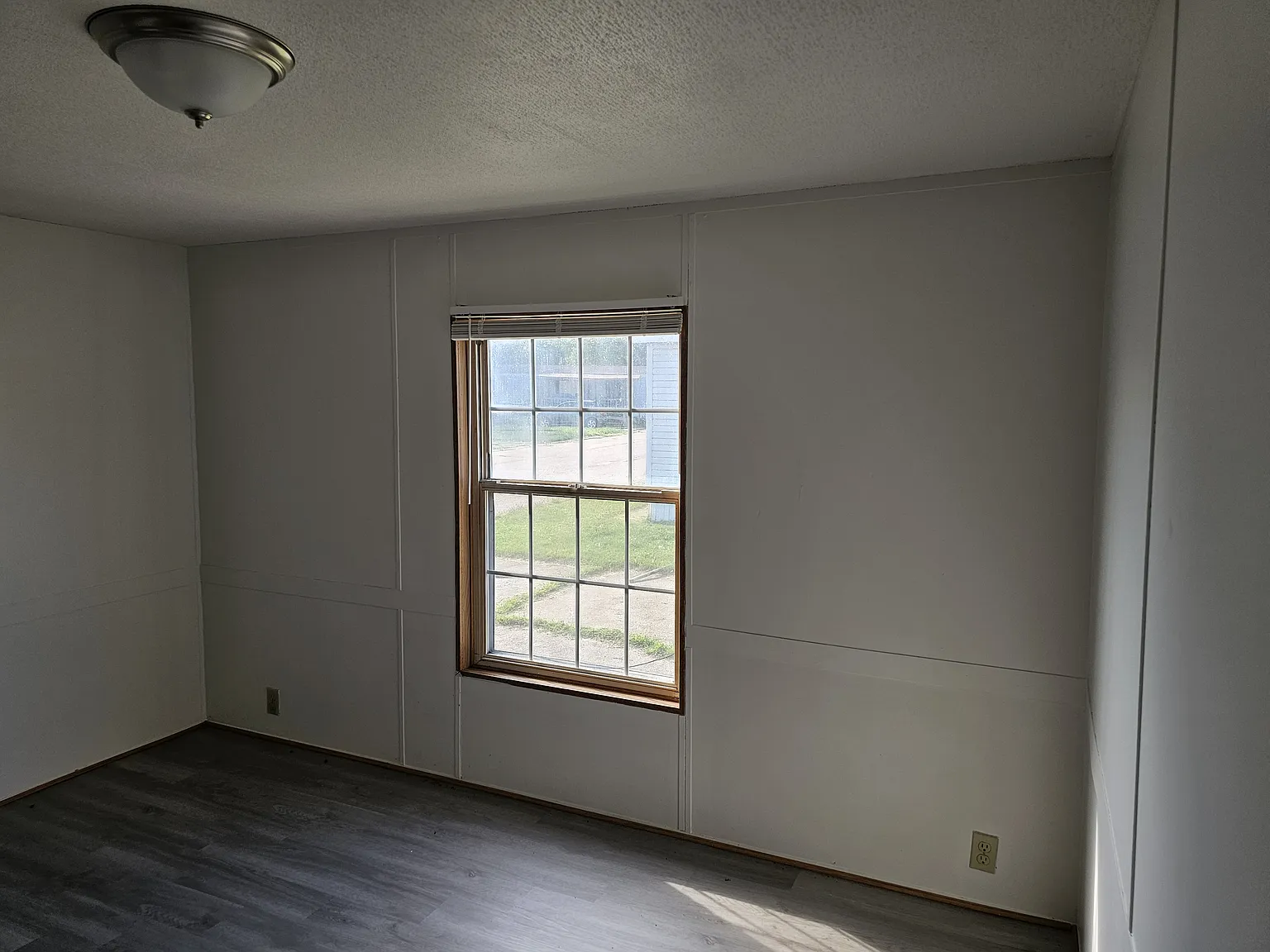 3 bed, $1,200 — Photo 3