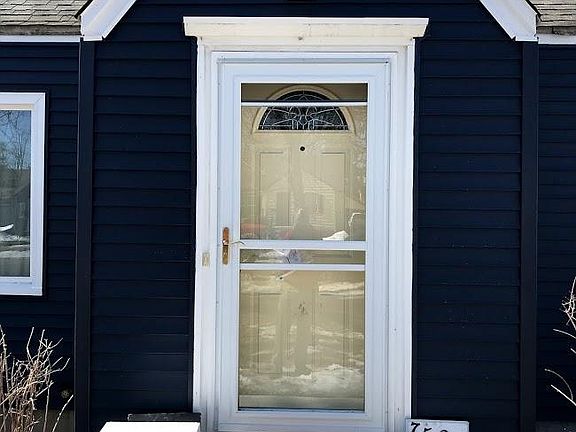 Crisp navy and white exterior.