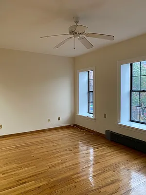 Rented by Farran & Associates | media 2