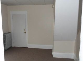 40 Harvard St APT B, Laconia, NH 03246