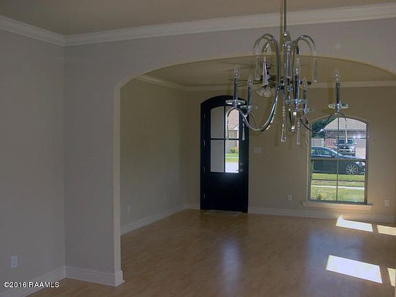 4th image of 407 Wisteria Bnd