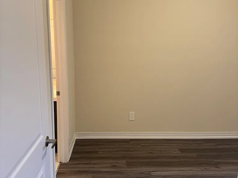 1585 Rose Way #124 — Photo 15