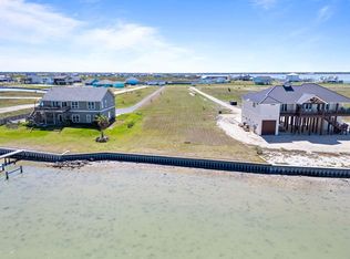 1603 Cape Velero Dr, Rockport, TX 78382