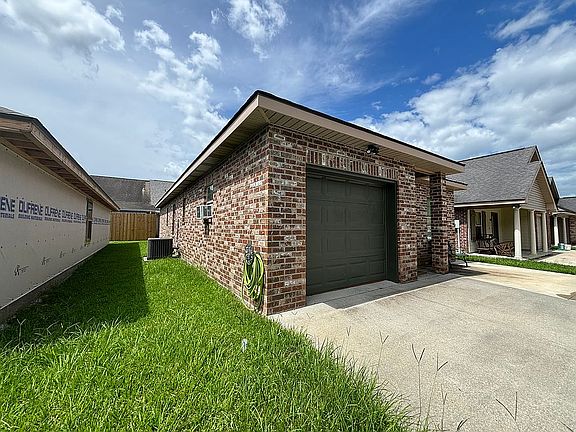 4th image of 154 Sagewood Dr