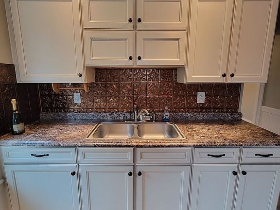 5th image of 5176-5178 Greenvillage Rd #5176B